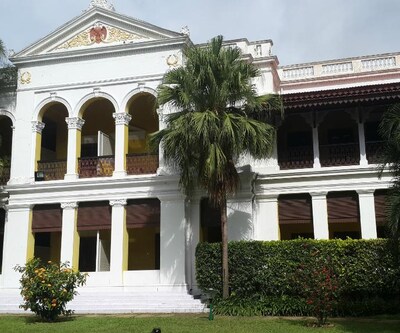 Royal Orchid Metropole Hotel